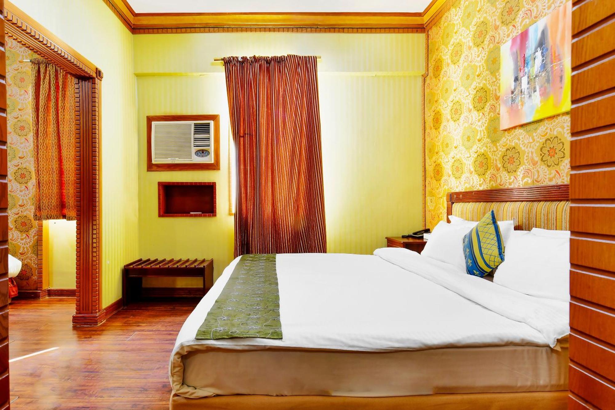 Capital O 125 Moon Plaza Hotel Манама Екстериор снимка