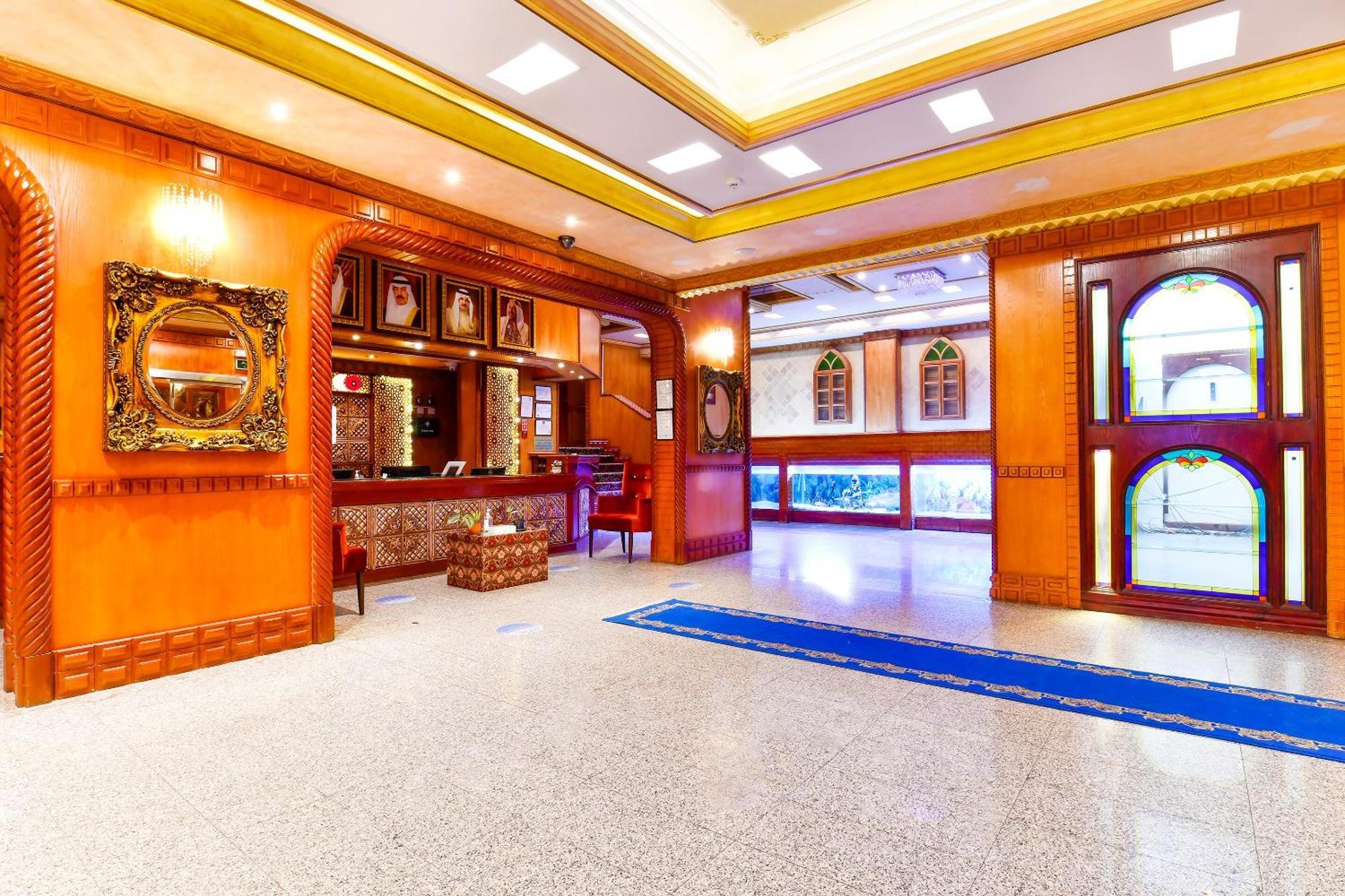 Capital O 125 Moon Plaza Hotel Манама Екстериор снимка