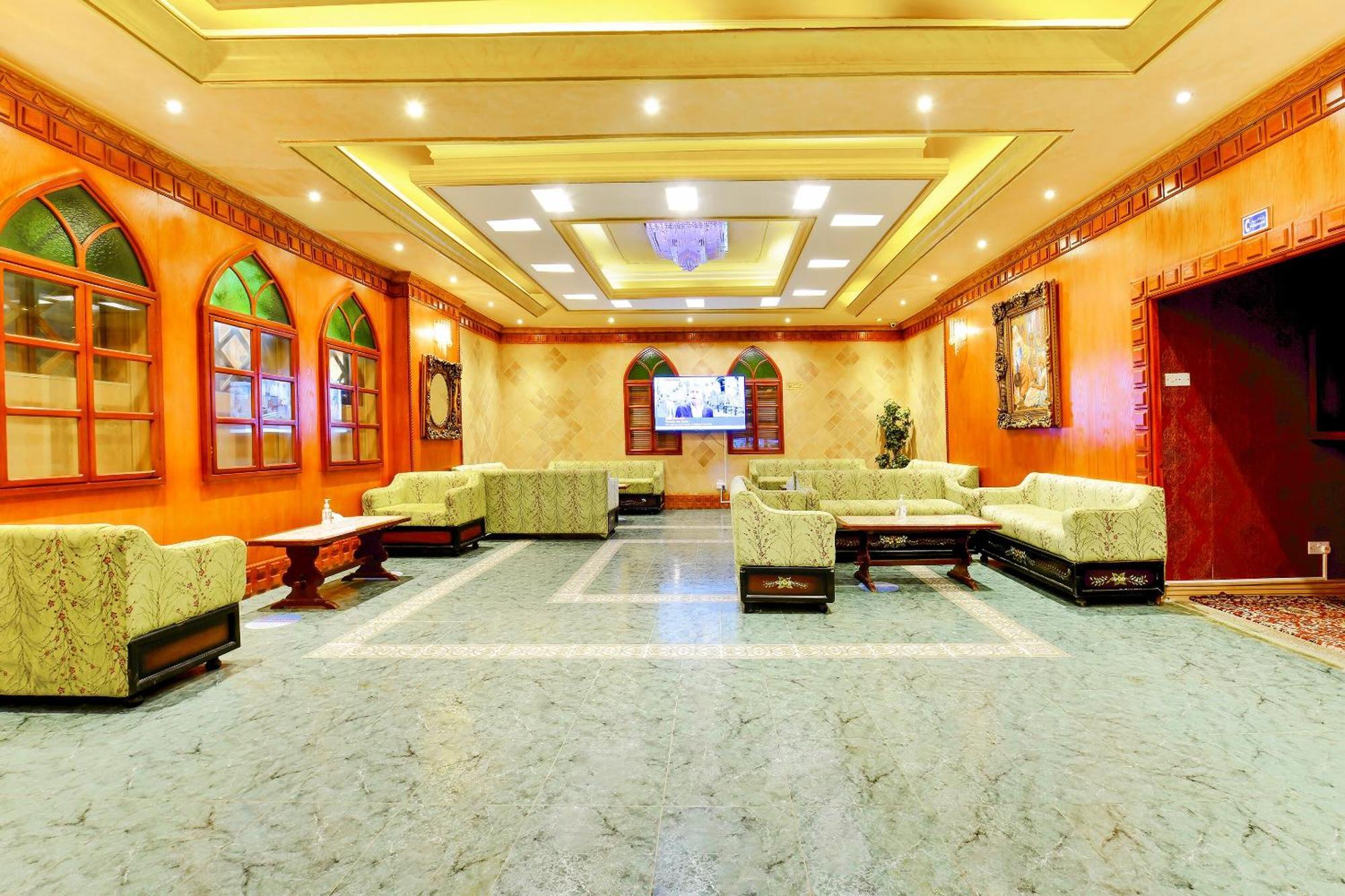 Capital O 125 Moon Plaza Hotel Манама Екстериор снимка